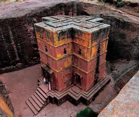 A Ascensão de Lalibela e a Construção dos Monumentos Escavados na Rocha da Étiopia Medieval: Uma Maravilha Arquitetônica que Desafia os Limites da Engenharia